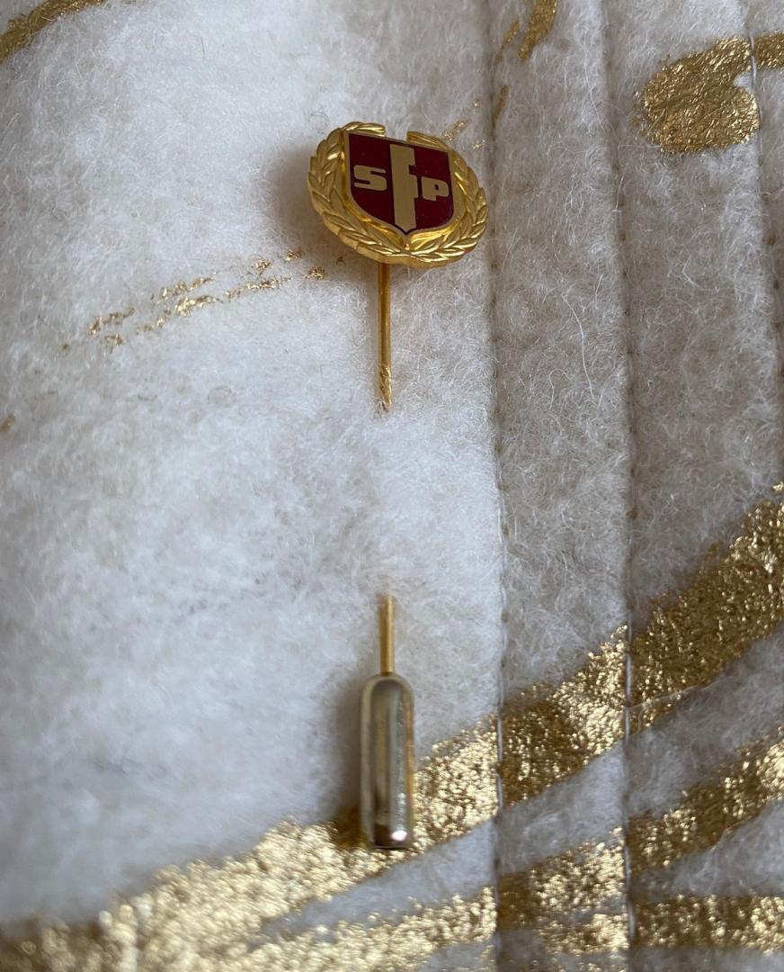  Svenska folkpartiets gyllene förtjänsttecken